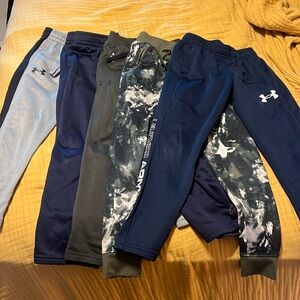 5 pair Under Armour sweats. Size XS